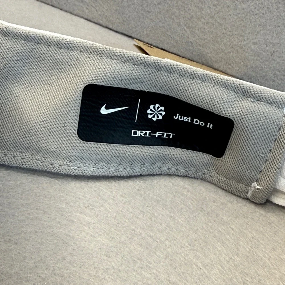 Nike NC Courage Dri-FIT Visor White NWSL Soccer Adjustable Hat NEW